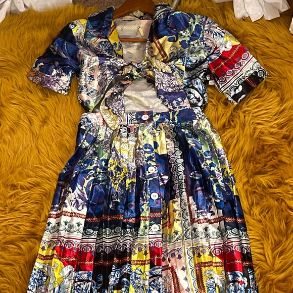 Medium Versace inspired dress - Picture 1 of 2